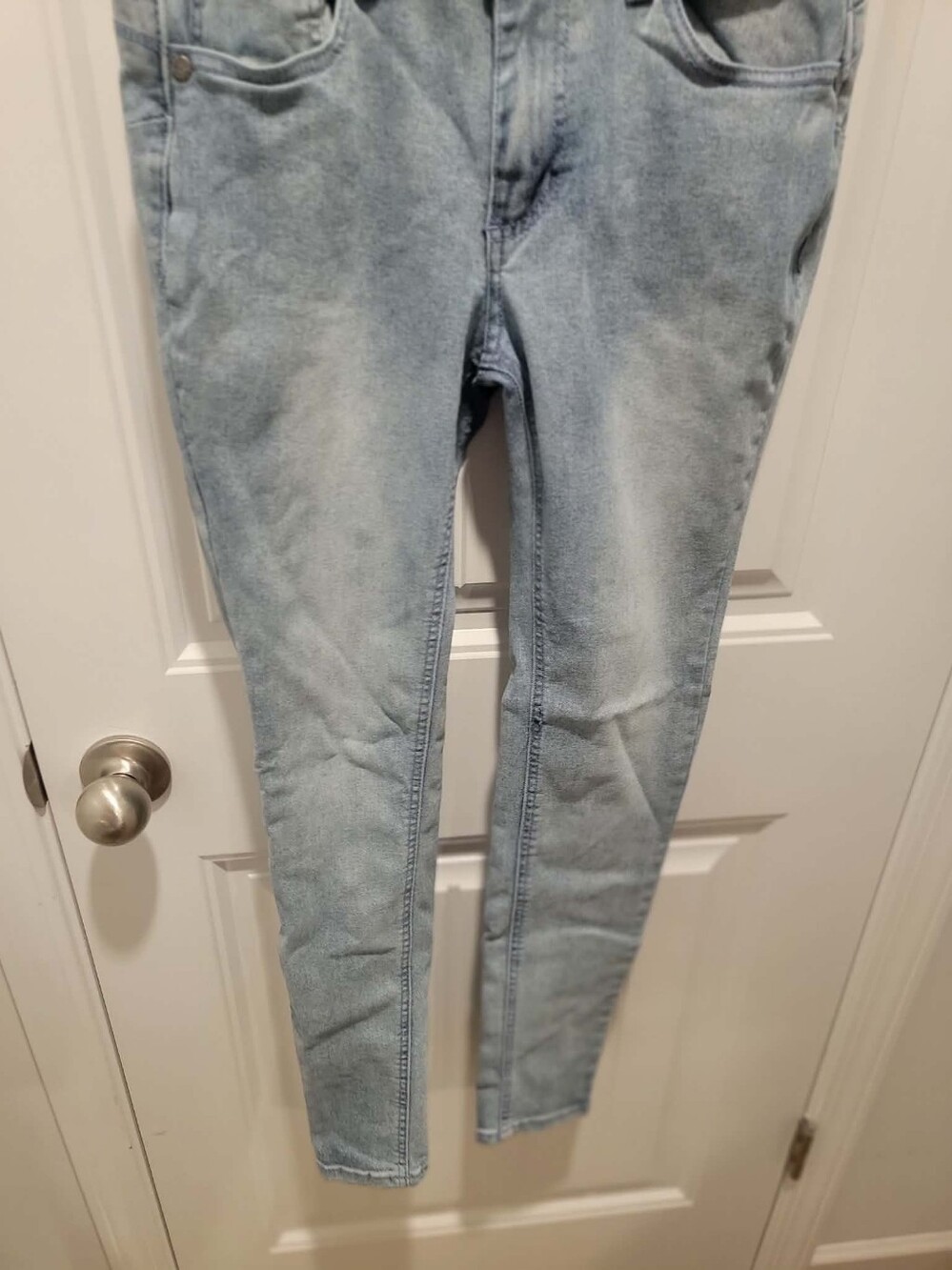 Crest Premium Junior's Size 7 Skinny Lightwash Denim Blue Jeans 28" Inseam 14" W